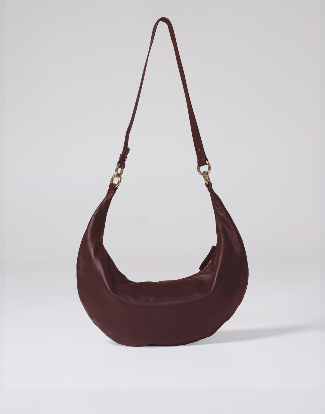 hyer goods ring bag convertible leather hobo bag#color_burgundy