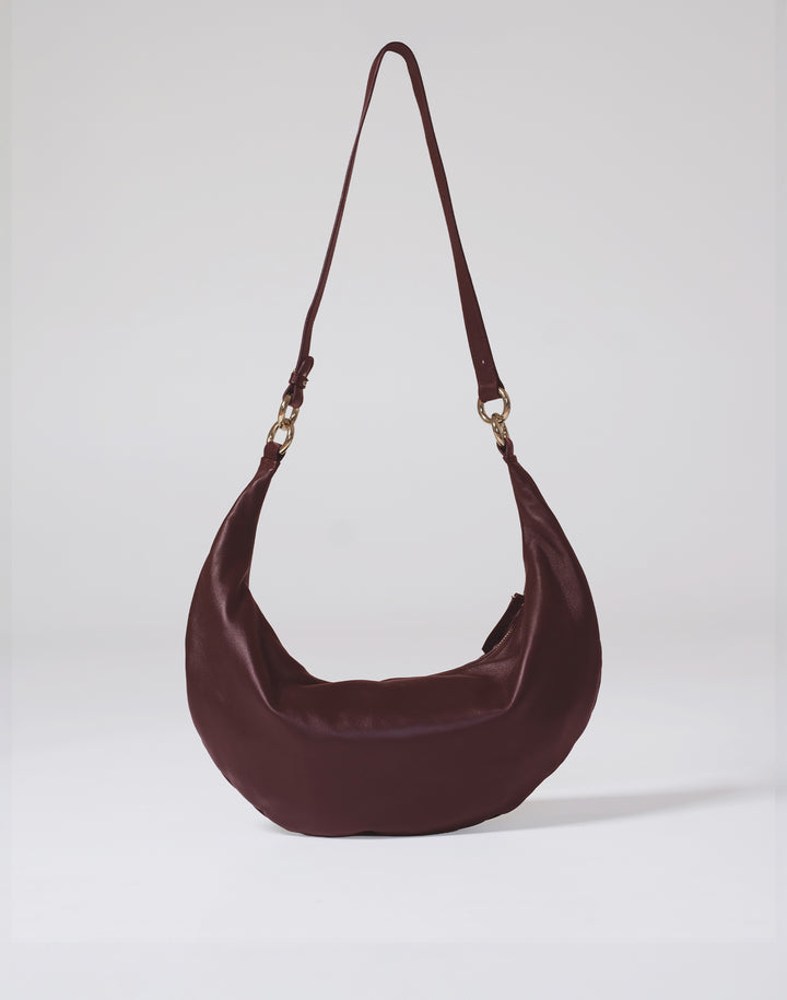 hyer goods ring bag convertible leather hobo bag#color_burgundy