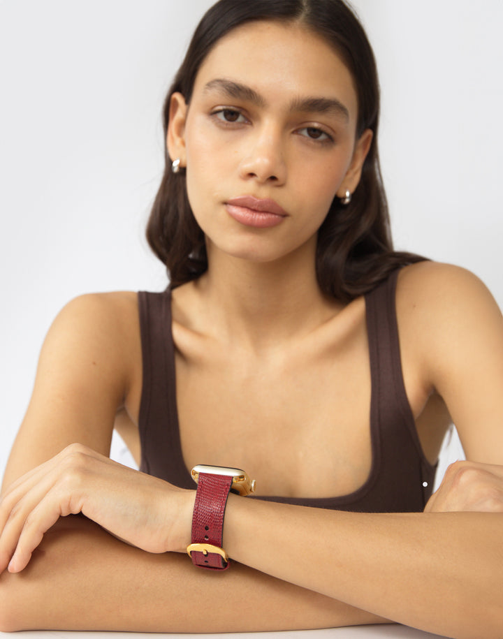 Hyer Goods recycled leather Apple Watch Band cherry red lizard gold hardware #color_cherry-red-lizard