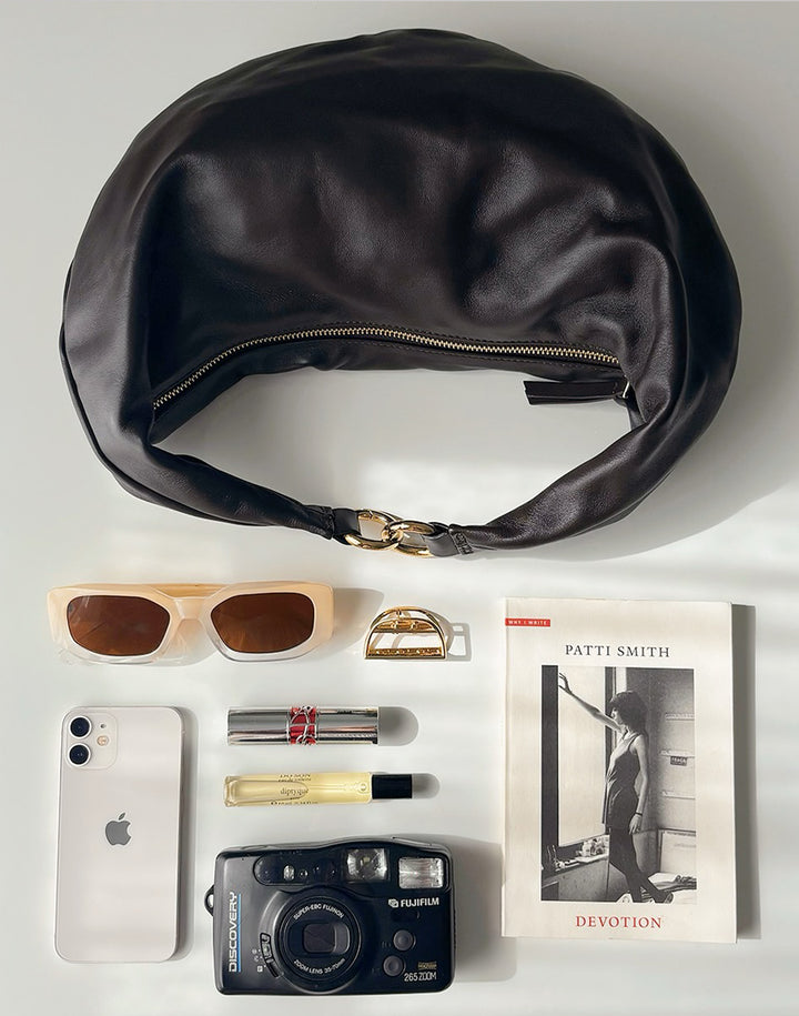 hyer goods ring bag convertible leather hobo bag#color_dark-chocolate