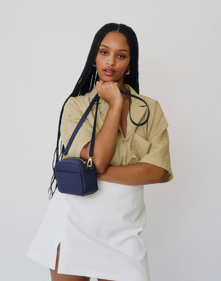 recycled genuine leather camera bag navy blue#color_navy-blue