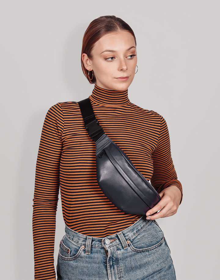 Hyer Goods_Fanny Pack_Navy_#color_smoky-navy