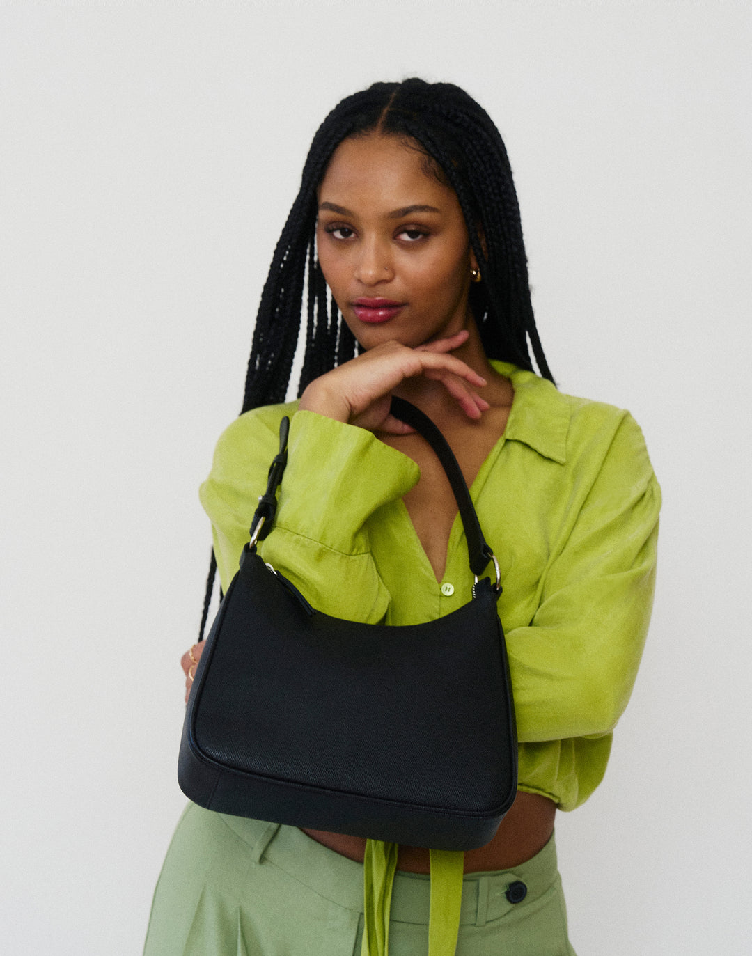 recycled genuine leather everyday shoulder bag black#color_black