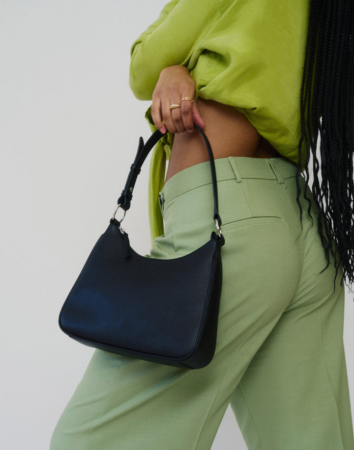 recycled genuine leather everyday shoulder bag black#color_black
