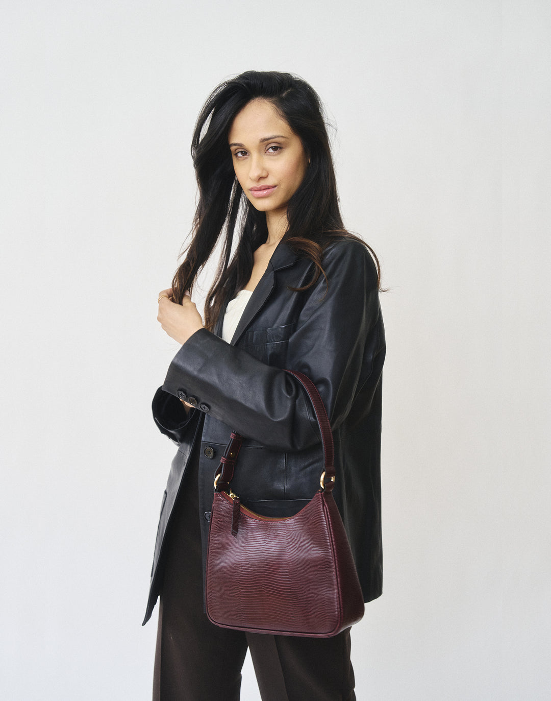 recycled genuine leather everyday shoulder bag burgundy embossed lizard#color_wine-lizard