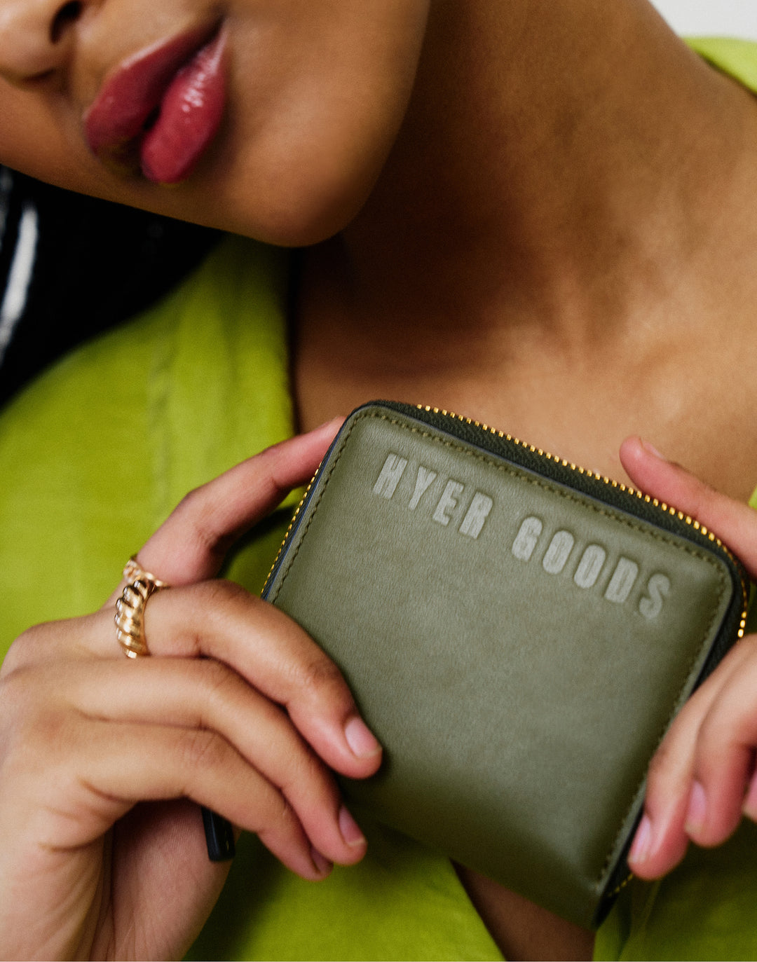 hyer goods recycled leather zip around wallet olive#color_olive
