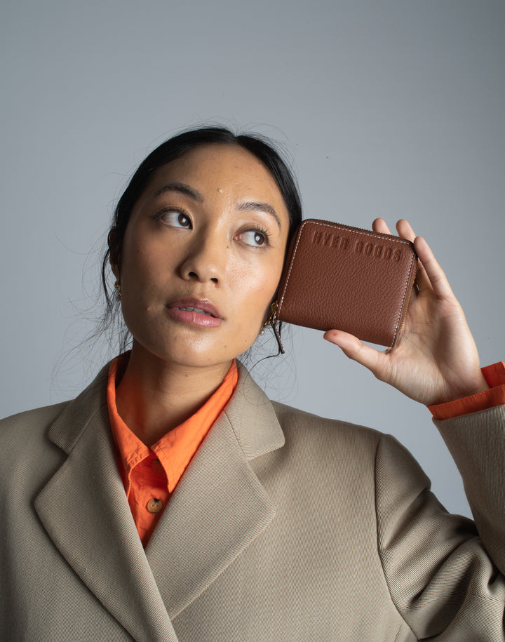 hyer goods recycled leather zip around wallet saddle brown#color_saddle-brown