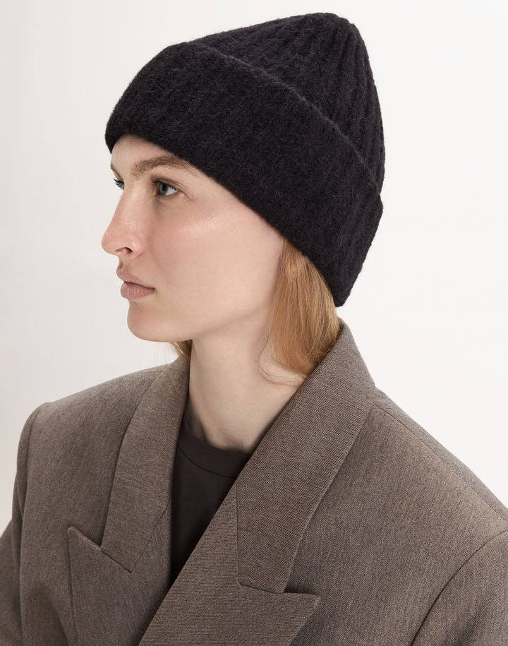 alpaca_wool_chunky_rib_beanie#color_heather-black