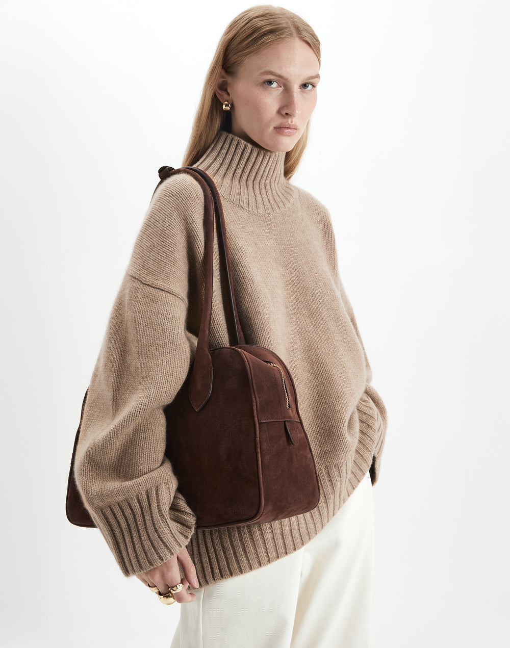 hyer goods autostrada suede leather zip top bowling tote  bag#color_chocolate-suede