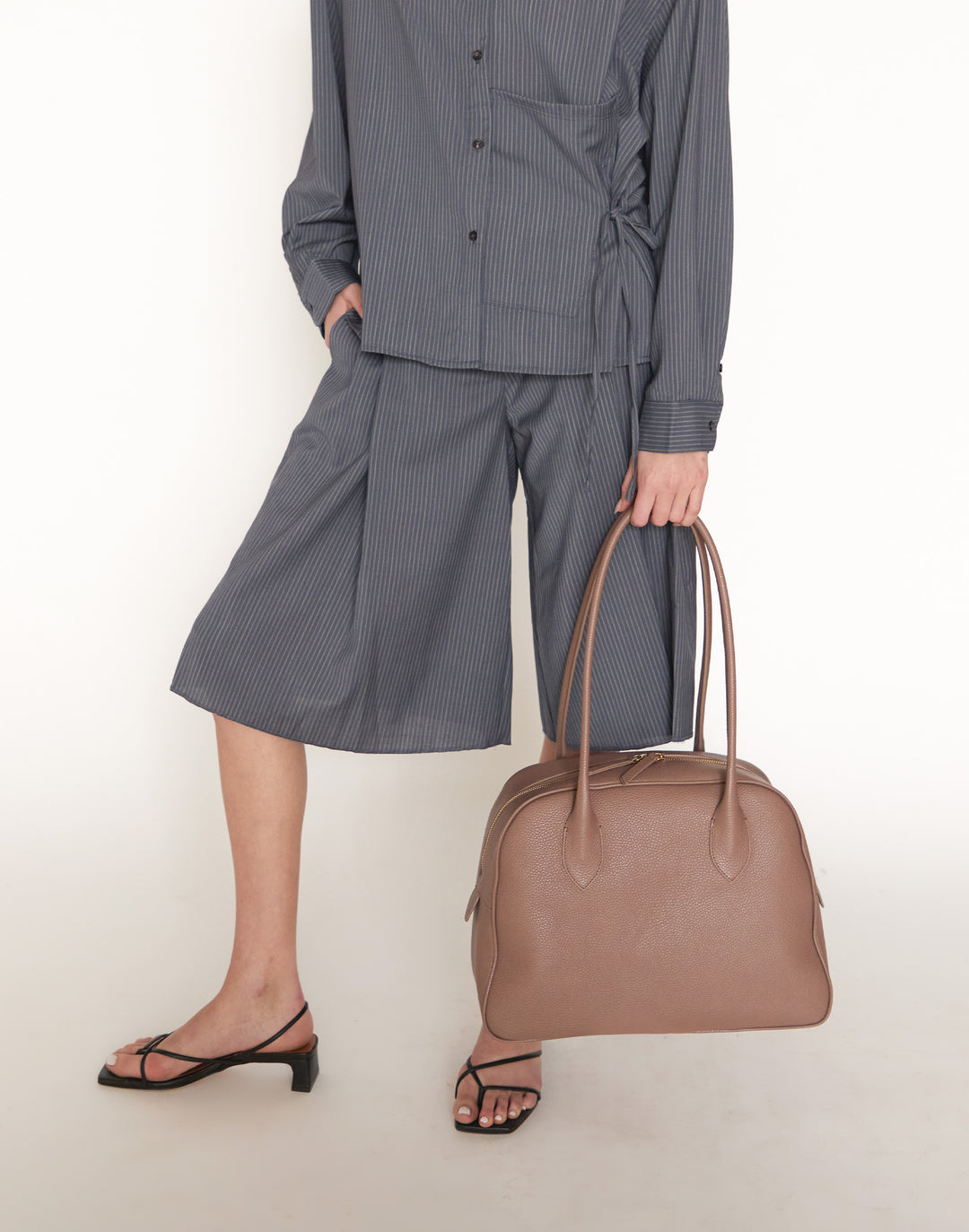 hyer goods autostrada leather zip top tote  bag#color_taupe
