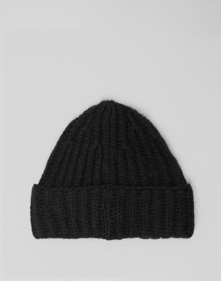 Lightweight chunky alpaca blend ribbed winter beanie #color_black
