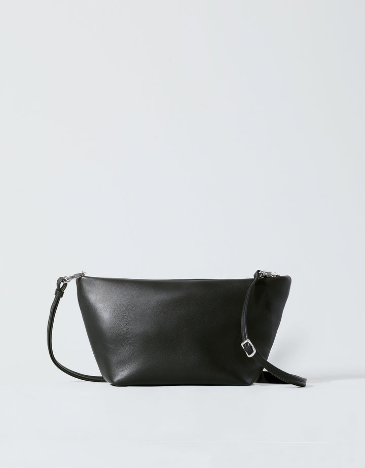 hyer goods la sala minimal convertible shoulder bag front view with long thin strap down in black nappa with silver hardware #color_black-silver