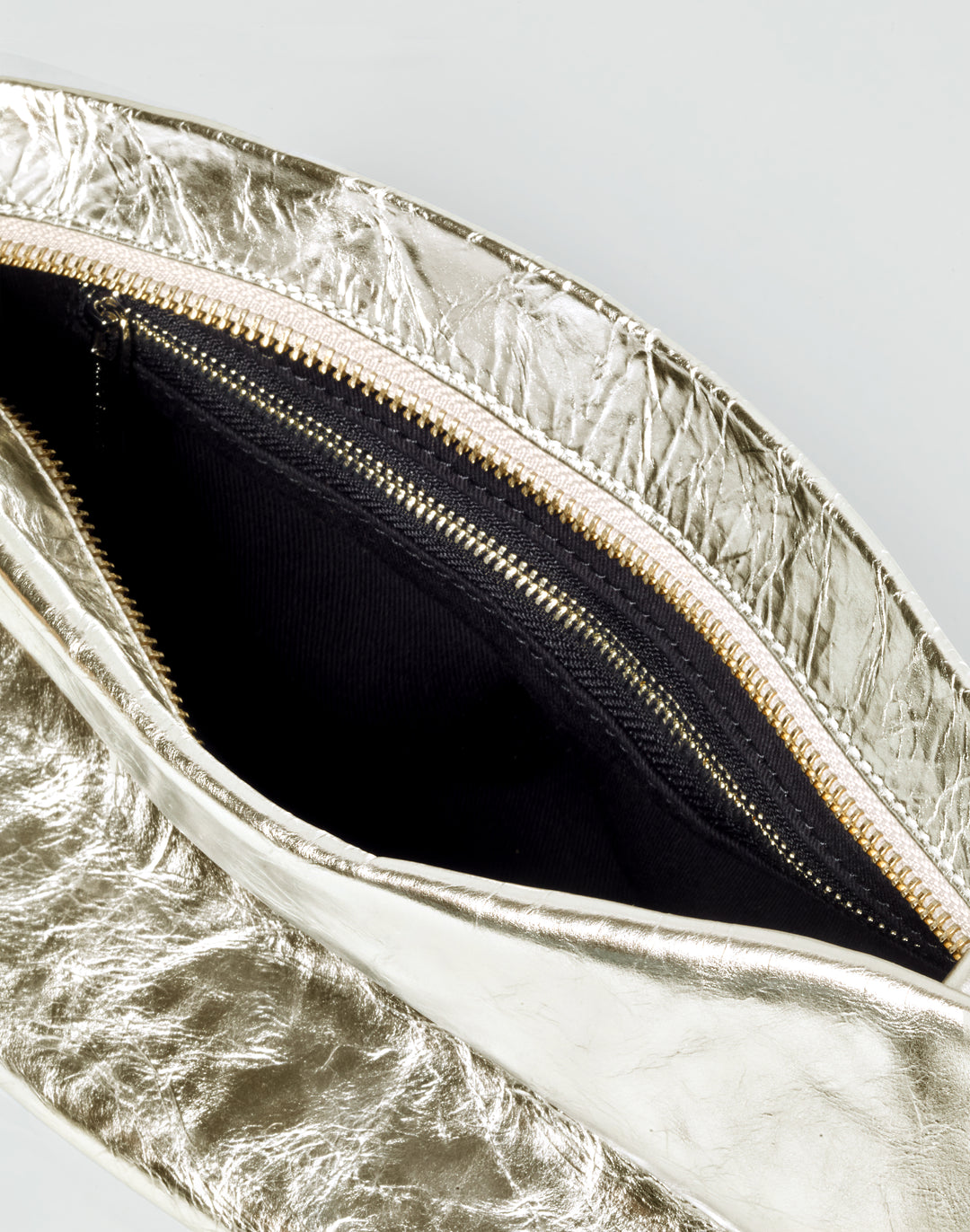 La Sala Convertible Shoulder Bag