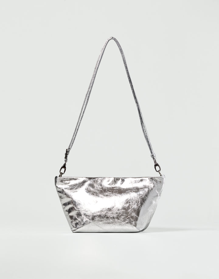 hyer goods la sala minimal convertible shoulder bag in silver nappa with silver hardware inside #color_silver