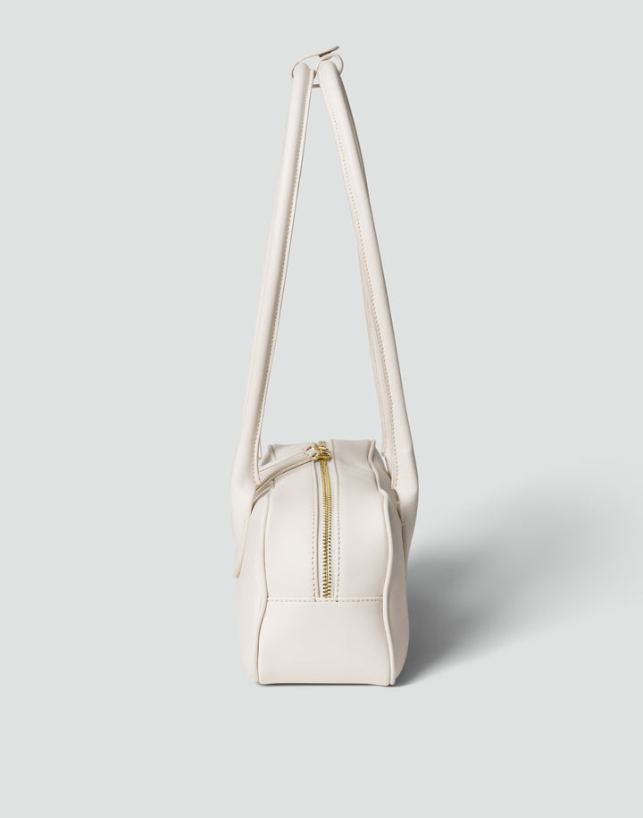 HYER GOODS La Strada East West Bag in off-white #color_off-white
