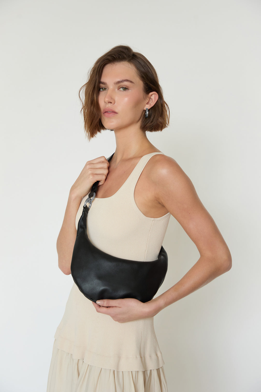 HYER GOODS Mini crescent micro ring bag black silver#color_black-silver