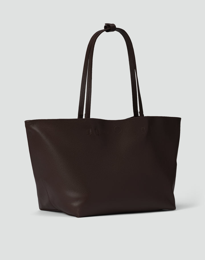 HYER GOODS Mercato dark brown tumbled unlined leather tote back #color_dark-chocolate