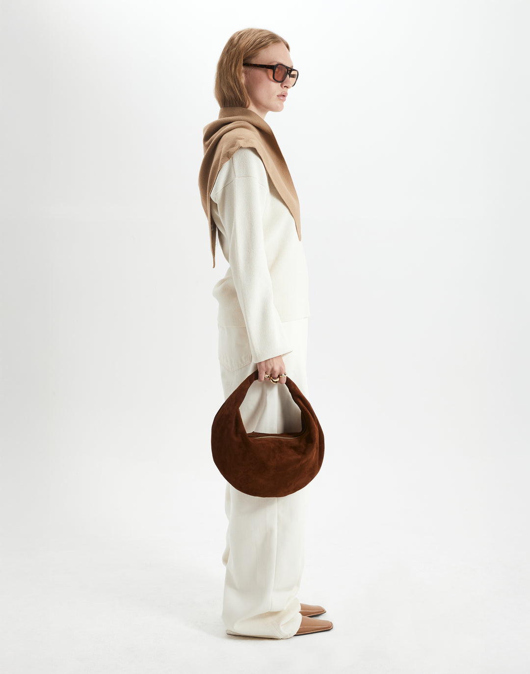 hyer goods ring bag convertible suede hobo crescent bag#color_praline-suede