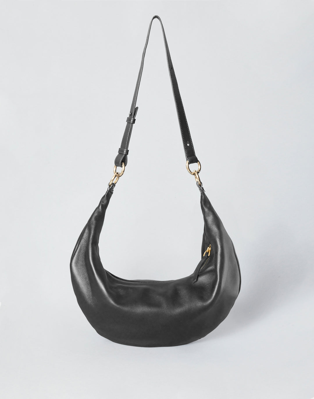 hyer goods ring bag convertible leather hobo bag#color_black-gold
