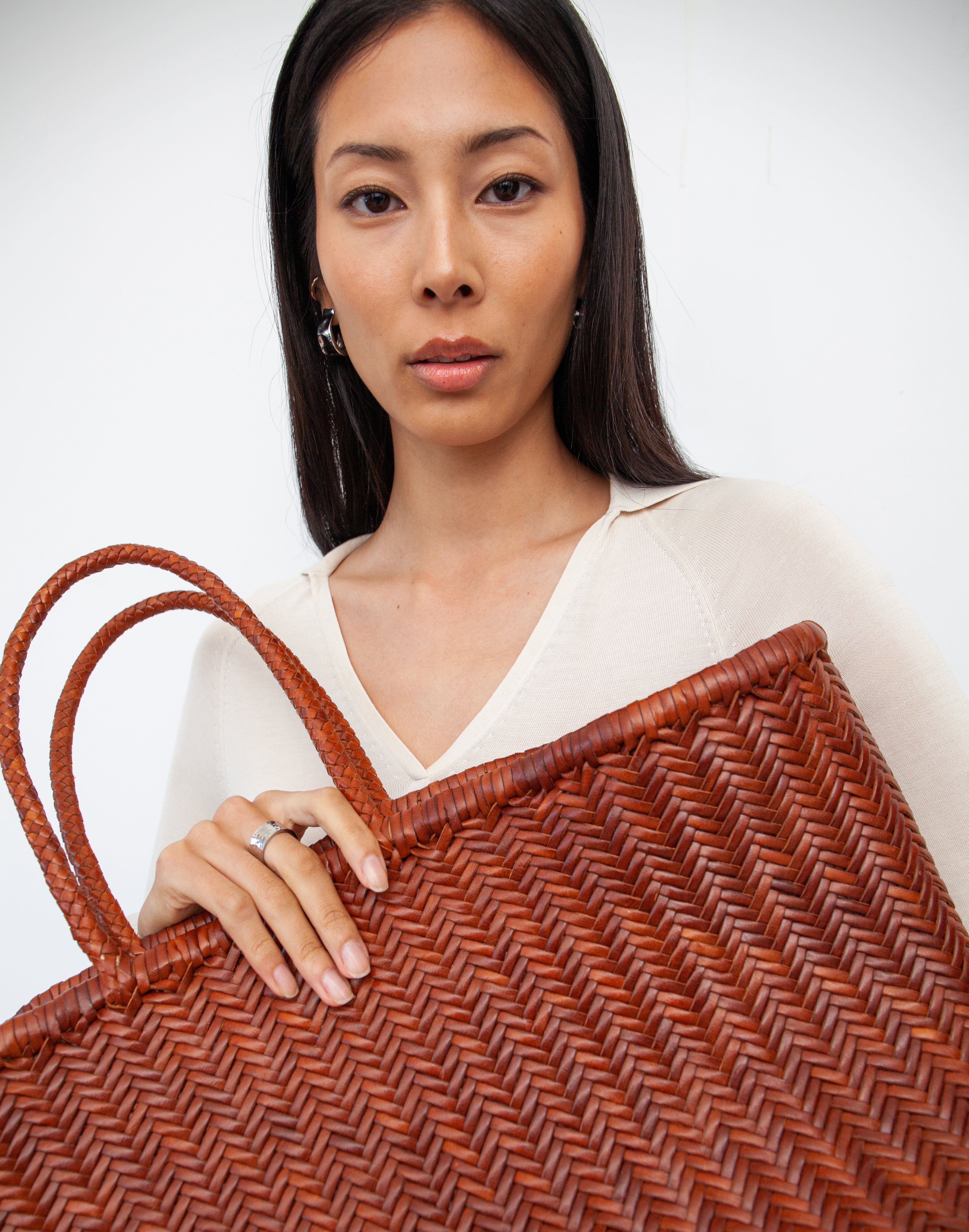 RePLAY（CTHY） LEATHER JUTE TOTE BAG Woven Leather Tote Bag | Handwoven Leather Bag with Tie Closure