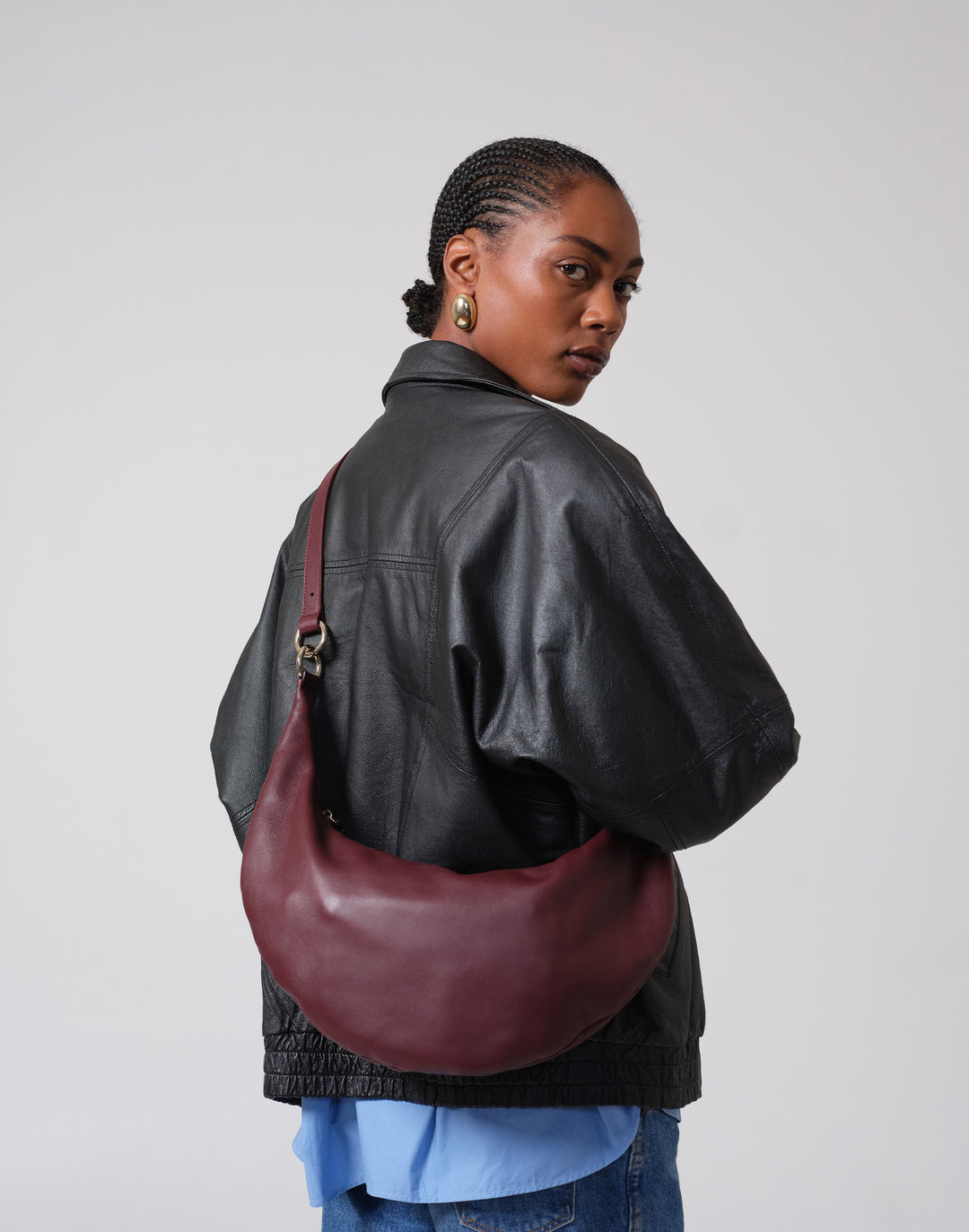 hyer goods ring bag convertible leather hobo bag#color_burgundy