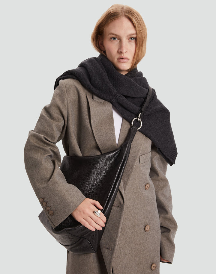 HYER GOODS tumbled leather oversized hobo ring bag black silver#color_black-silver