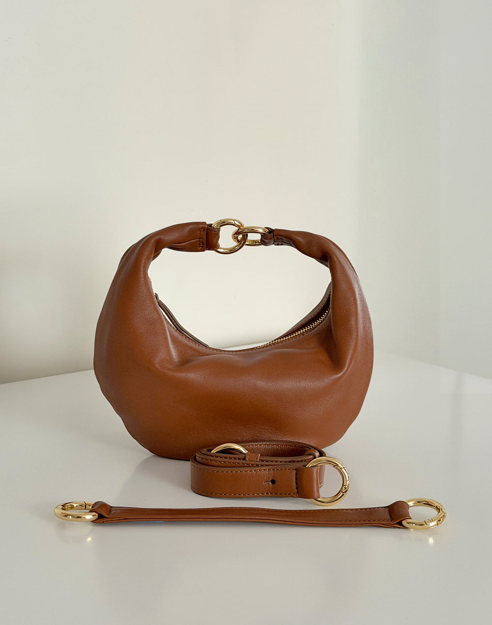 micro ring bag in red #color_cognac