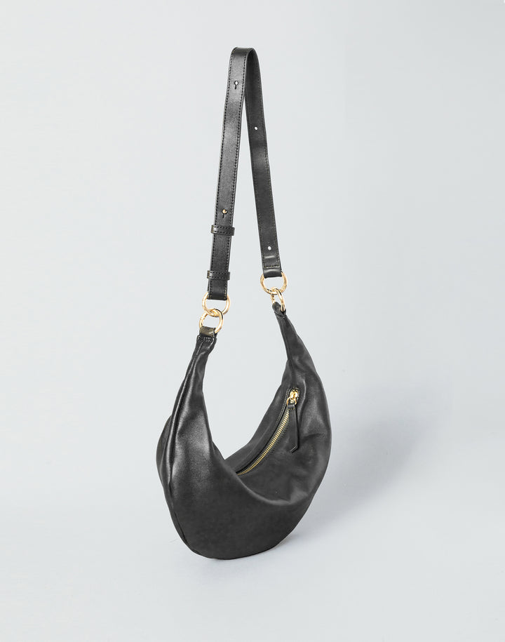 HYER GOODS convertible crossbody hobo Piccola ring bag #color_black-gold