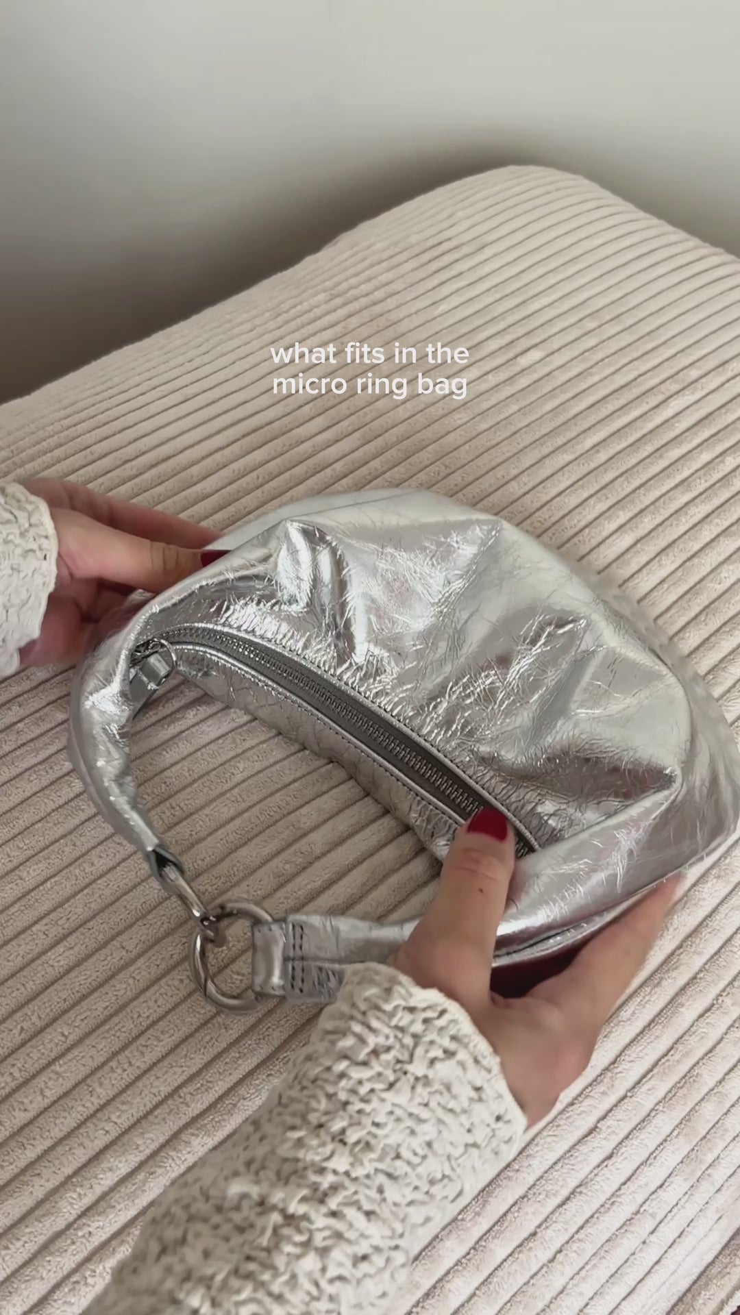 HYER GOODS Mini crescent micro ring bag silver #color_silver