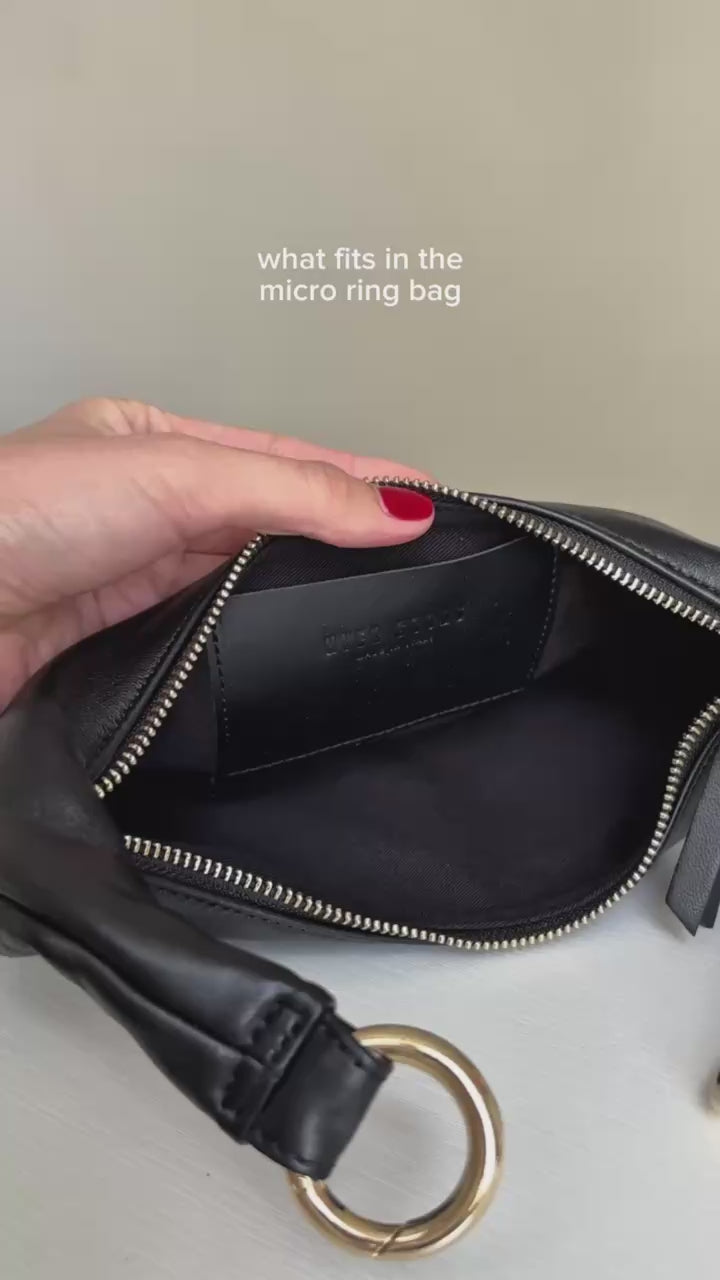 HYER GOODS Mini crescent micro ring bag black gold#color_black-gold