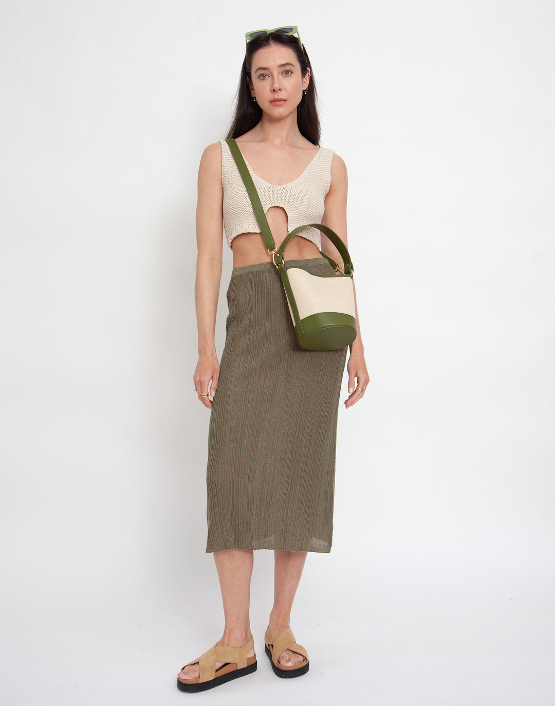 hyer goods summer cotton canvas mini bucket bag natural olive#color_linen-olive
